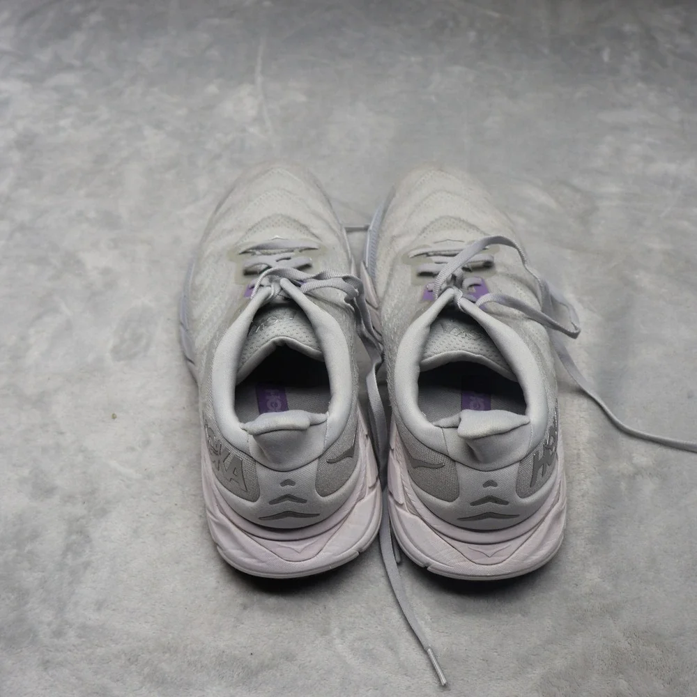 Hoka‎ Women 10.5D Wide Athletic Shoes Grey Arahi 6 Lightweight Running Chunky